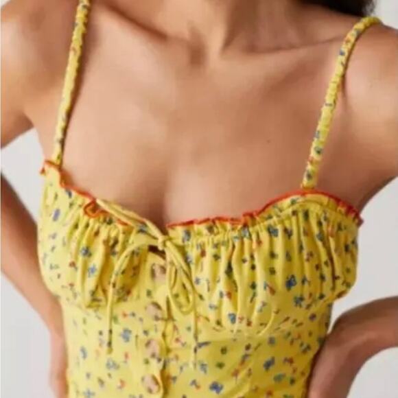 Urban Outfitters Betti Print Linen Blend Floral Romper Shorts Yellow Size XS - Picture 2 of 9